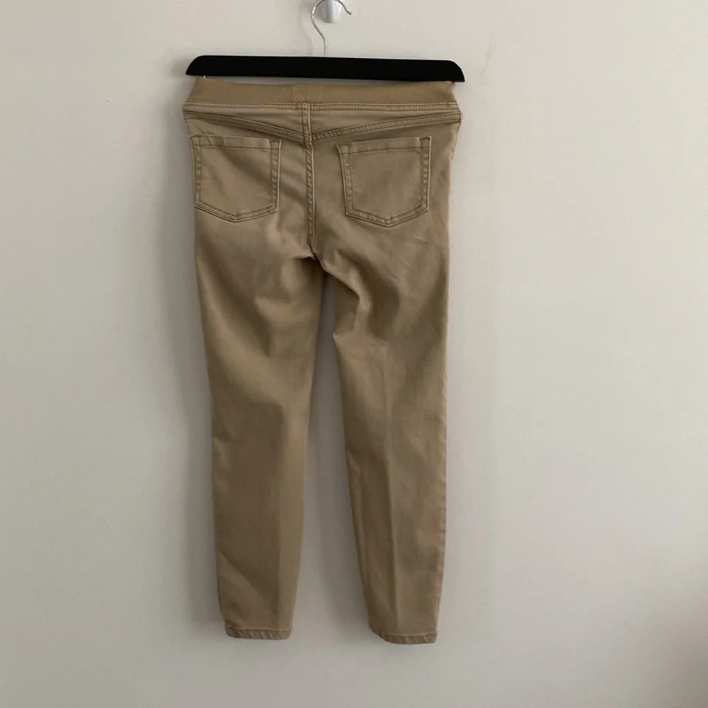 Girls  Tan Jeggings M